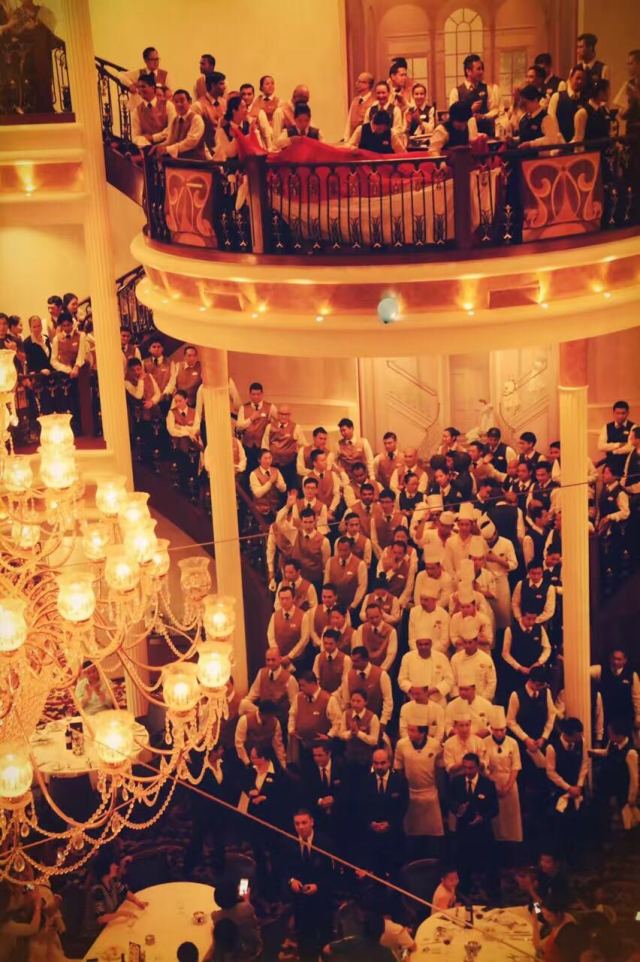 艳遇姐妹们的旅行也很精彩！开元棋牌app邮轮上没有(图17)